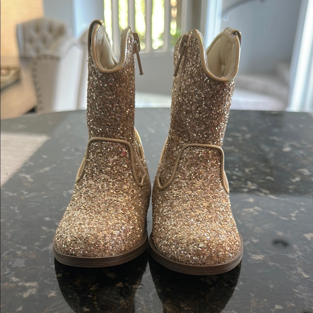 Kelly & Katie Girls Gold Glitter Pull-On Boots